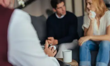 Couple In Therapy Mr And Mrs Wrong 2 768X464